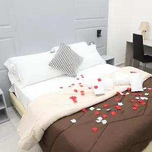 Hotel Casablanca, Nápoles